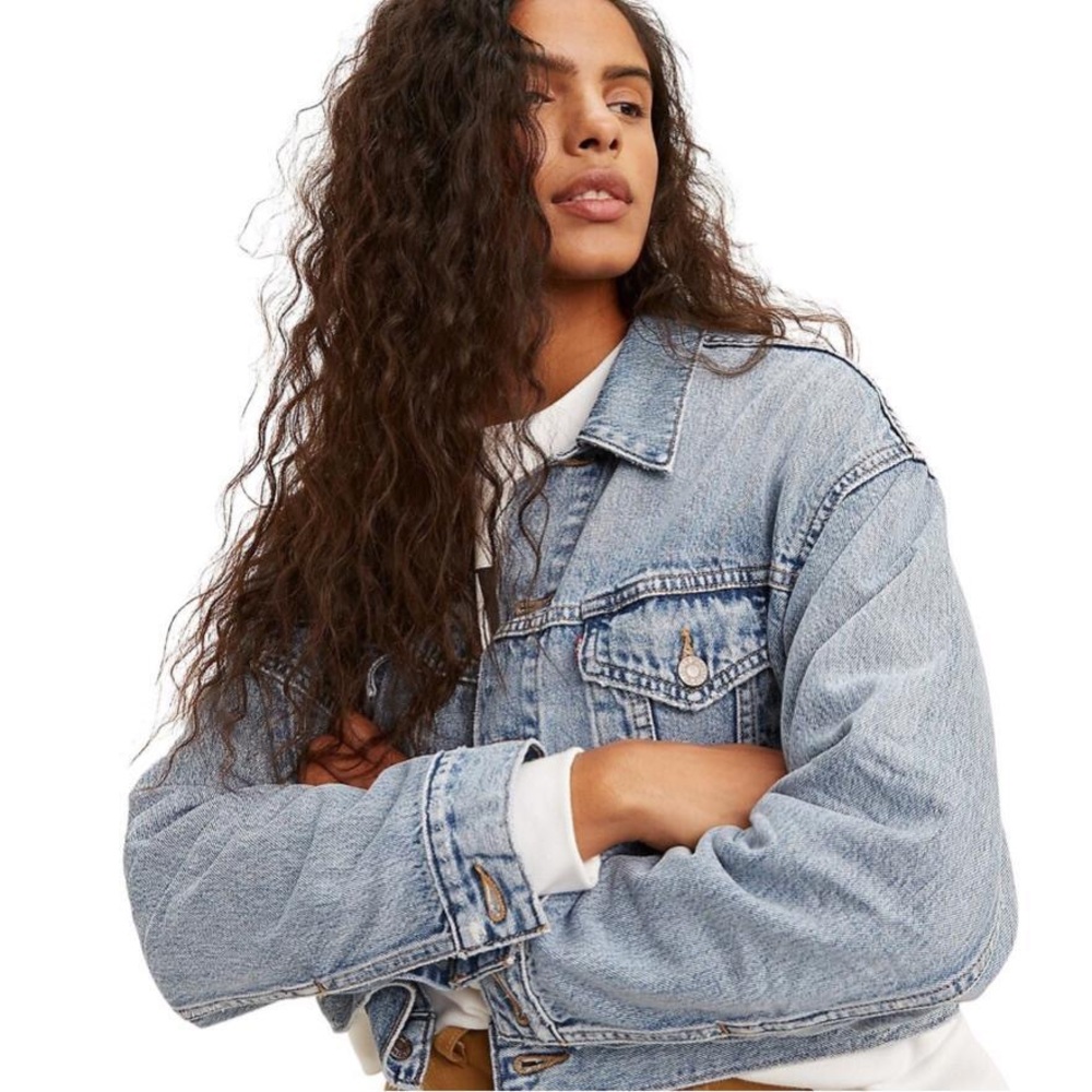 Levi’s Cropped Dad Trucker Jacket XS